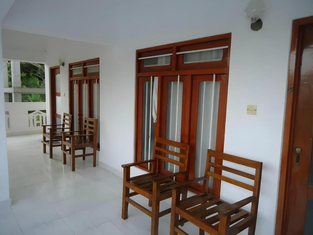 Kent Hotel تيساماهاراما المظهر الخارجي الصورة