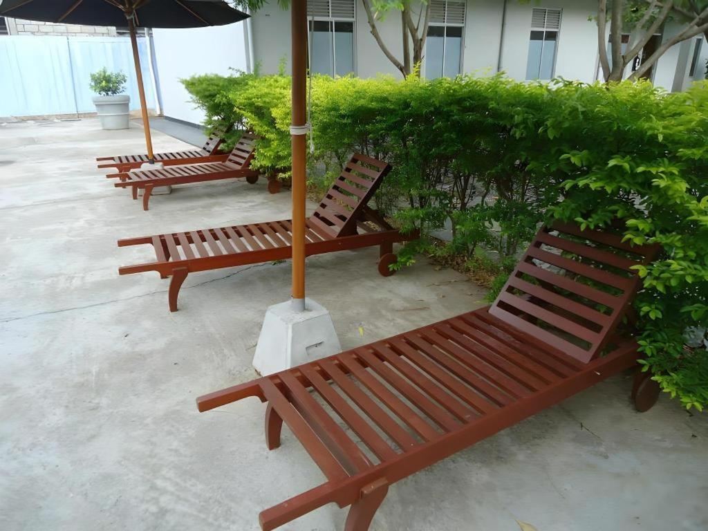 Kent Hotel تيساماهاراما المظهر الخارجي الصورة