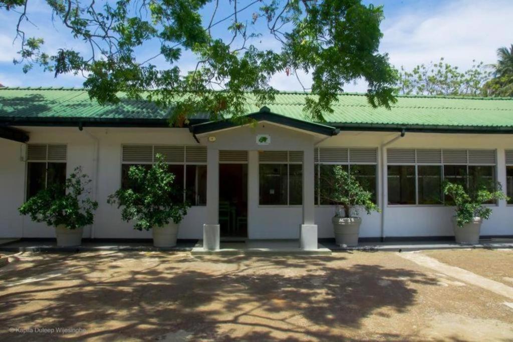 Kent Hotel تيساماهاراما المظهر الخارجي الصورة