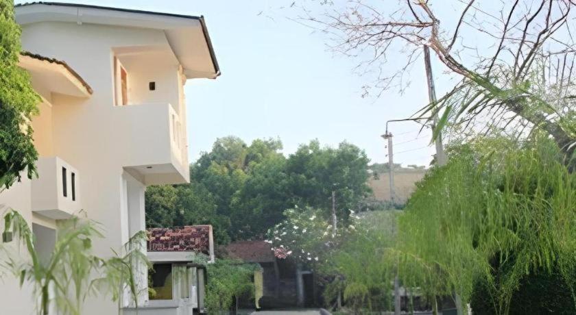 Kent Hotel تيساماهاراما المظهر الخارجي الصورة