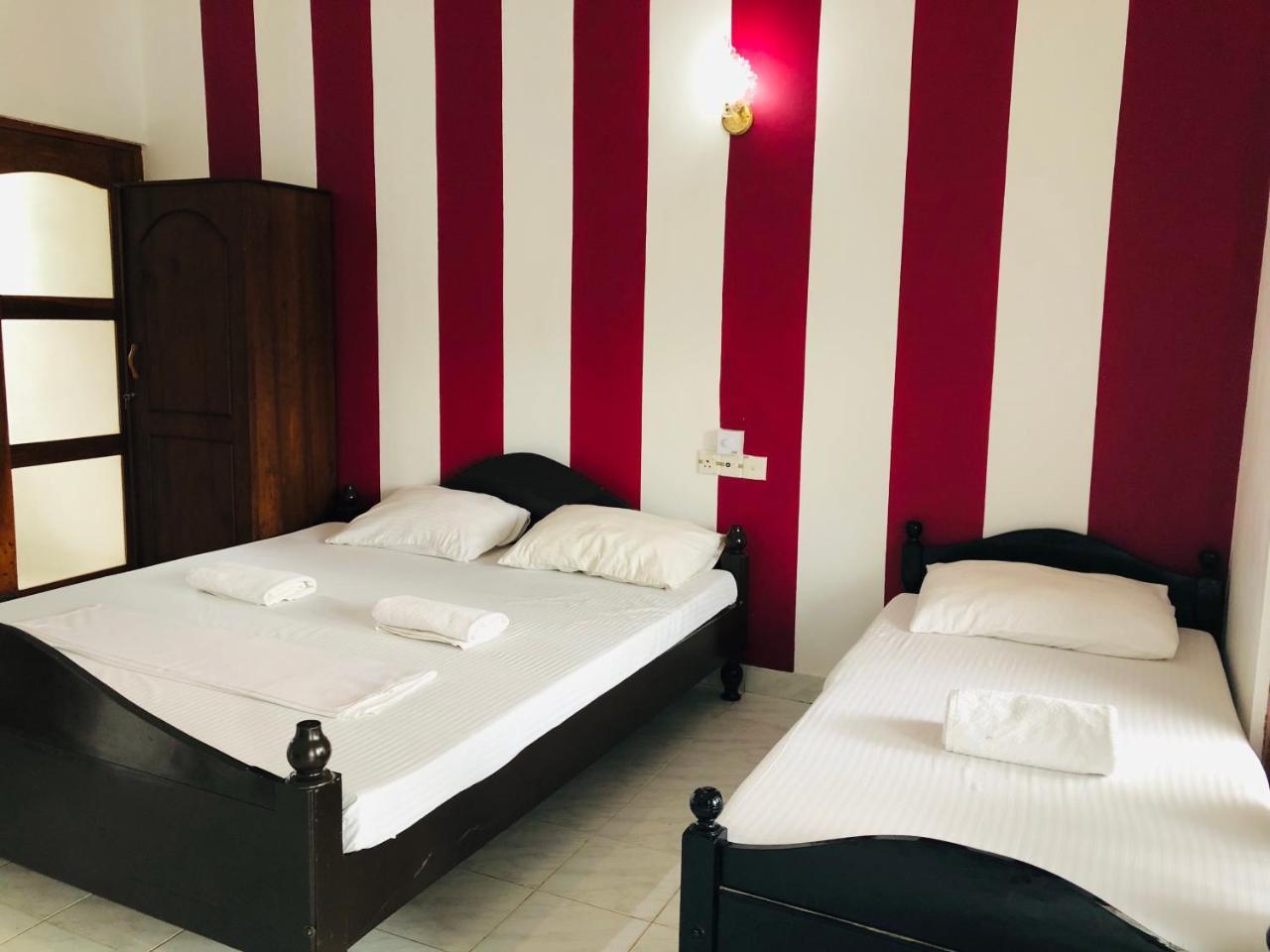 Kent Hotel تيساماهاراما المظهر الخارجي الصورة