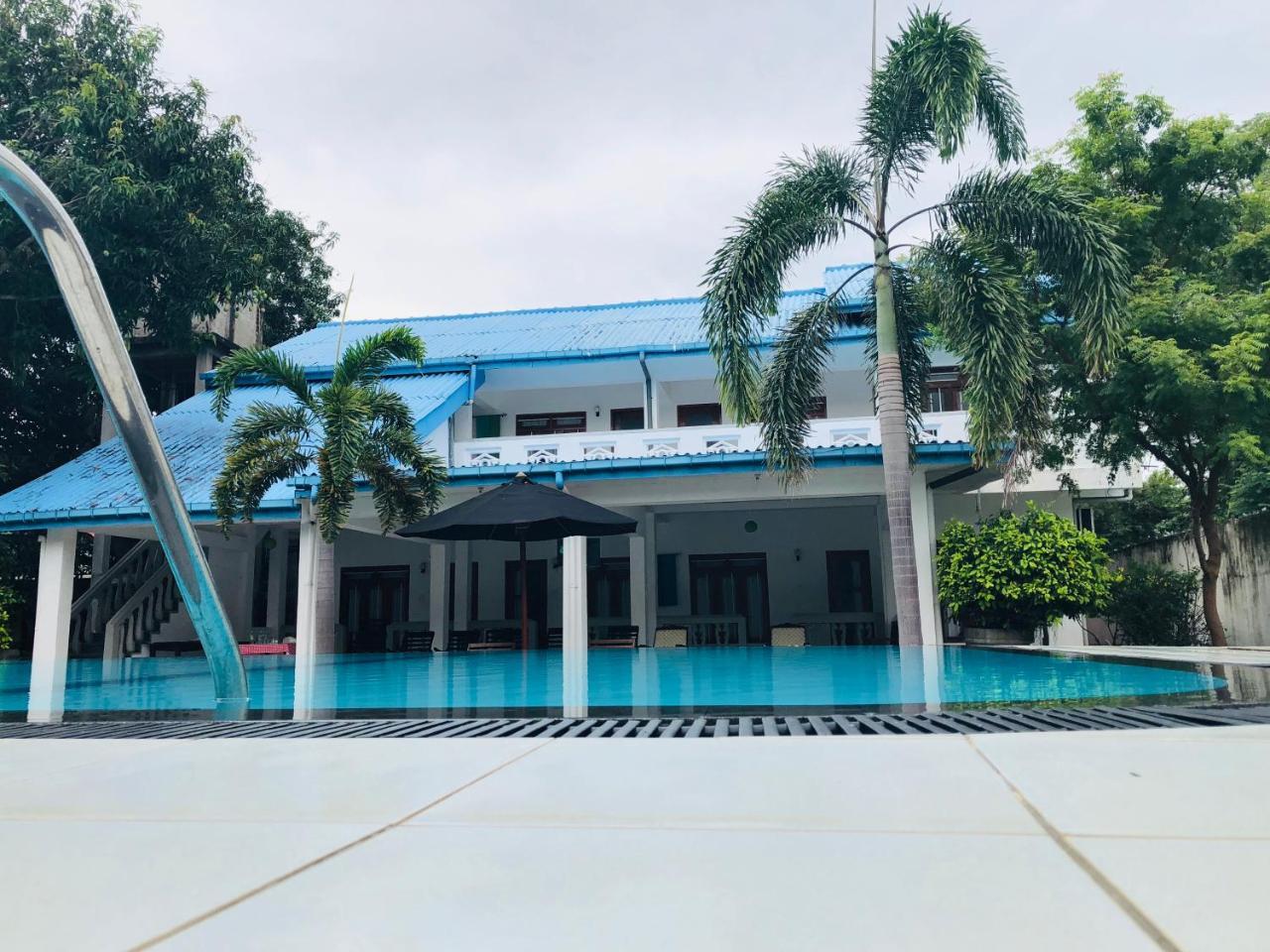 Kent Hotel تيساماهاراما المظهر الخارجي الصورة